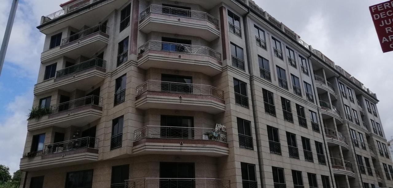 Apartamento Centro De Sanxenxo Con Garaje Exteriör bild