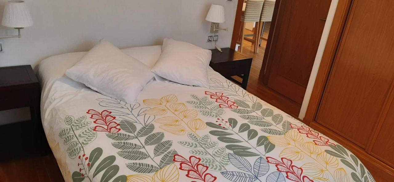 Apartamento Centro De Sanxenxo Con Garaje Exteriör bild